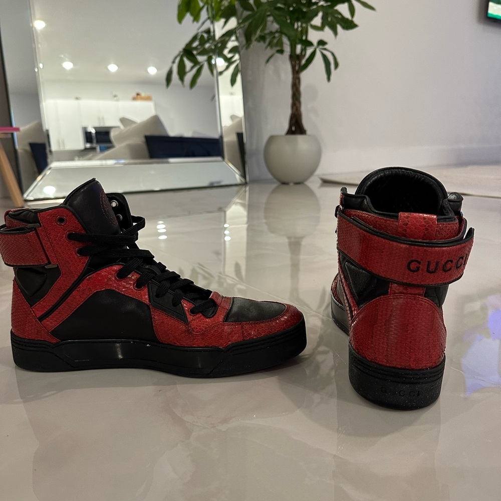 Gucci Red and Black High-Top Sneakers - Picture 2 of 3